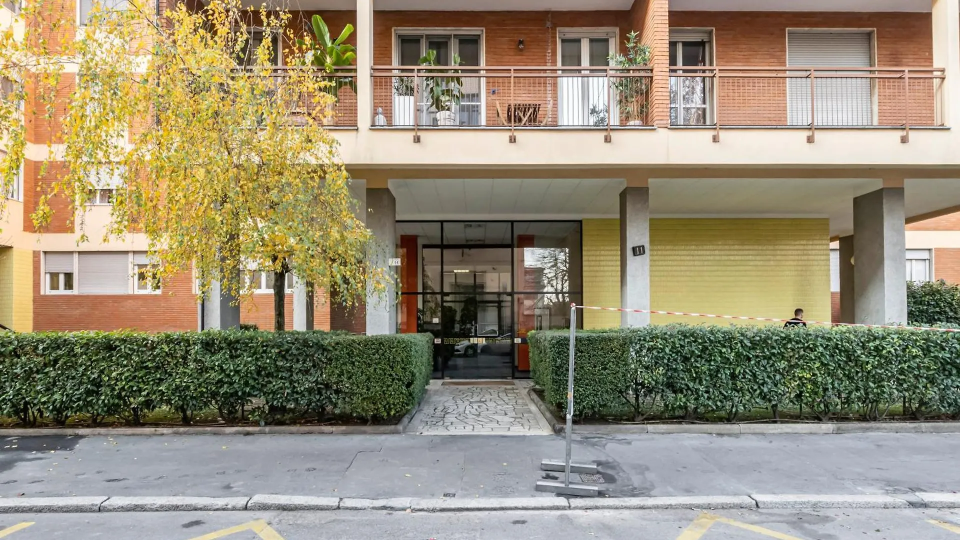 Milano Rogoredo Balcony Apartment 0*, Milan