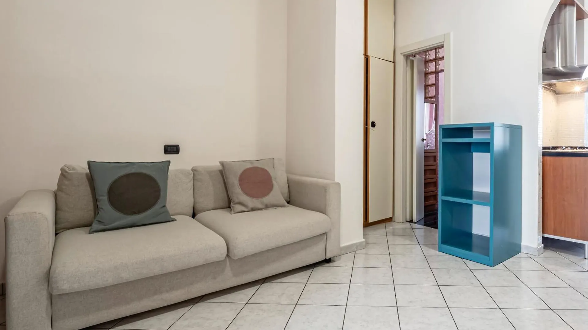Milano Rogoredo Balcony Apartment Italy
